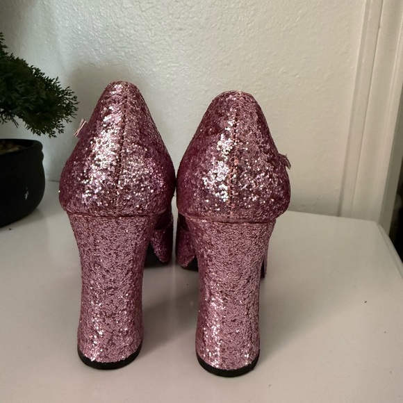 Mary Jane Sparkling Pink Heels like new - Picture 4 of 9
